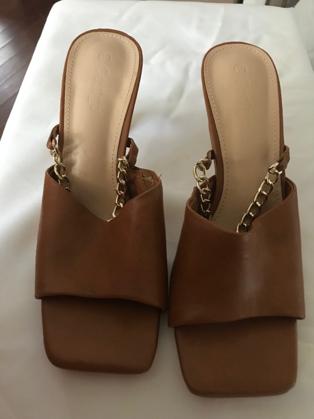 Sandal
